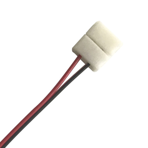 PLUG CON CAVO  X STRIP 8MM